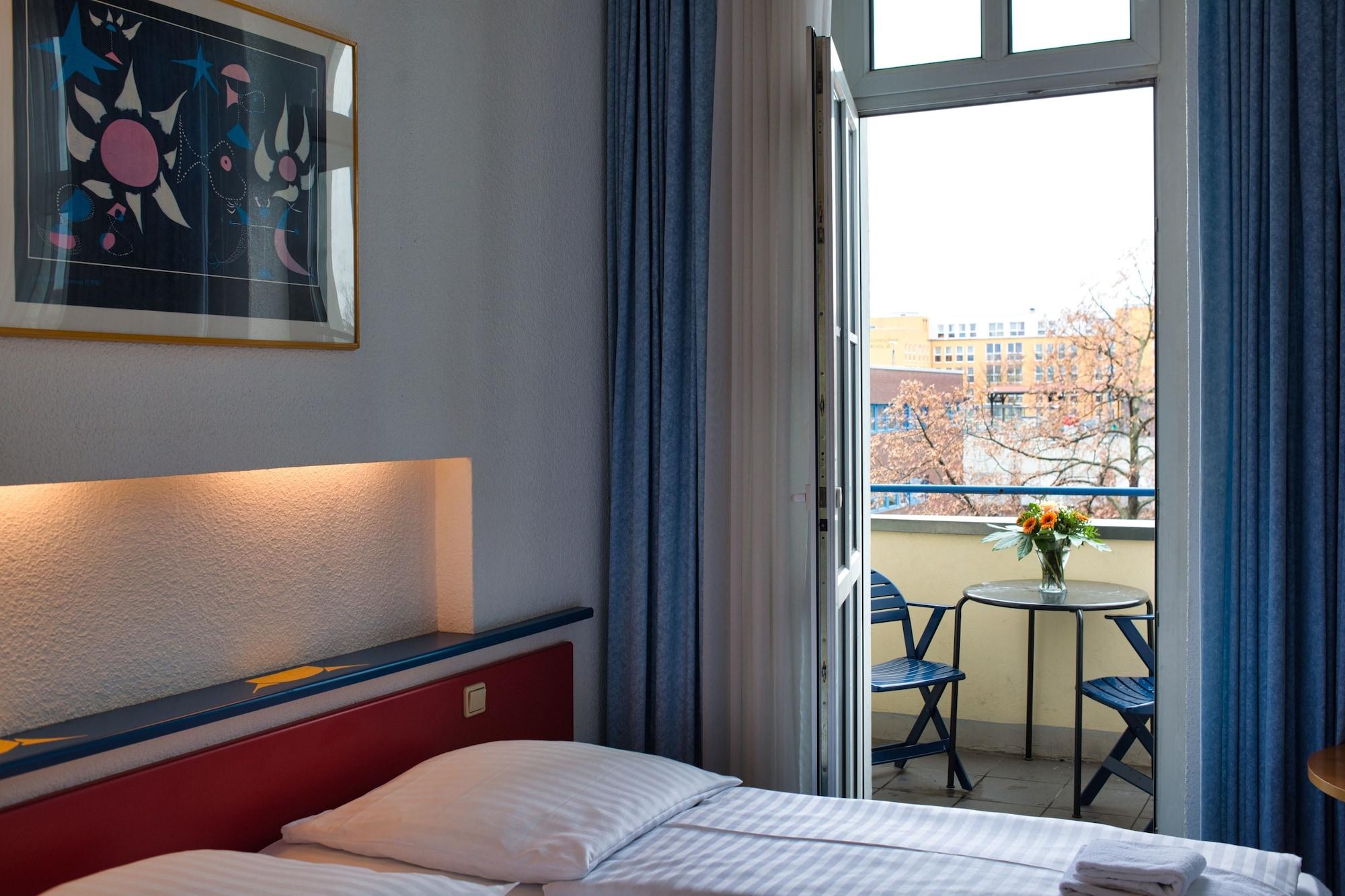 Art Charlottenburger Hof 3* Berlin